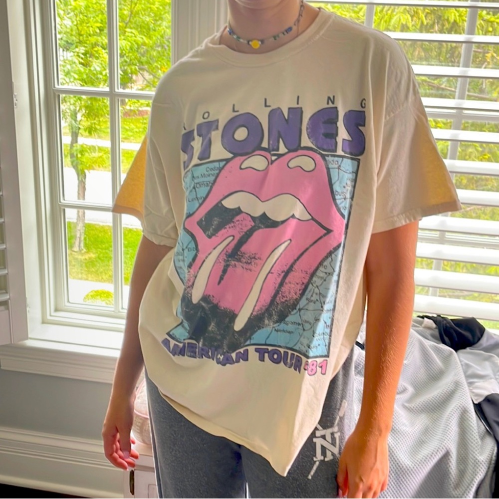 Tilly’s: Rolling Stones T-shirt: size LG
